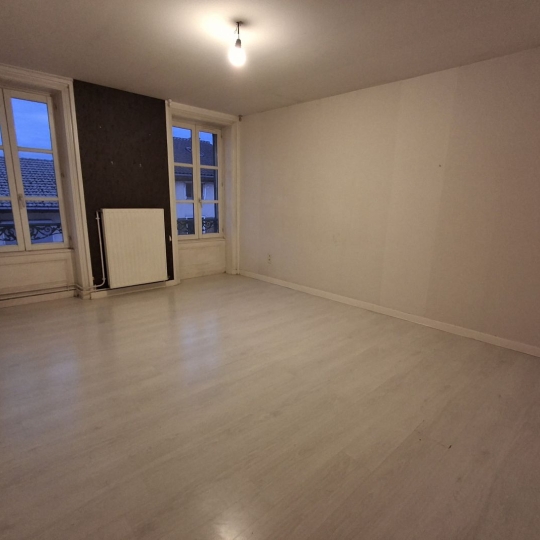  PROST immobilier : Appartement | PONT-DE-VAUX (01190) | 117 m2 | 530 € 