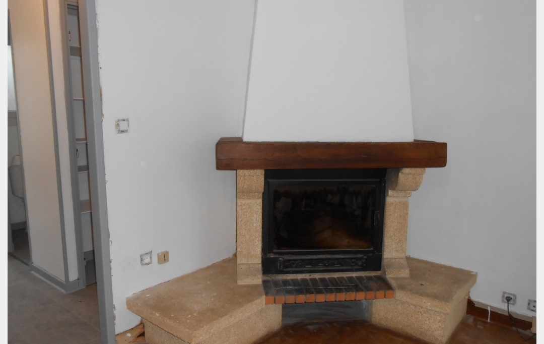 PROST immobilier : Maison / Villa | SAINT-NIZIER-LE-DESERT (01320) | 79 m2 | 1 200 € 