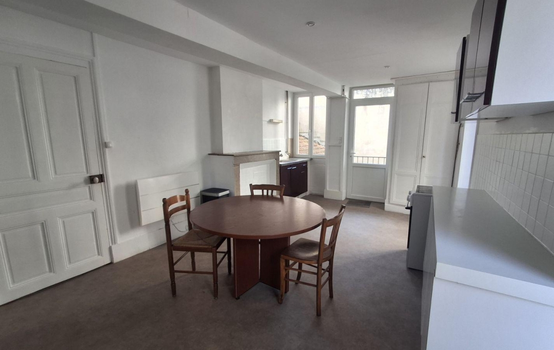 PROST immobilier : Apartment | PONT-DE-VAUX (01190) | 79 m2 | 600 € 