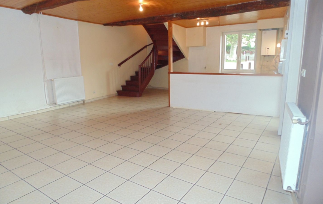 PROST immobilier : Immeuble | CHALAMONT (01320) | 165 m2 | 230 000 € 