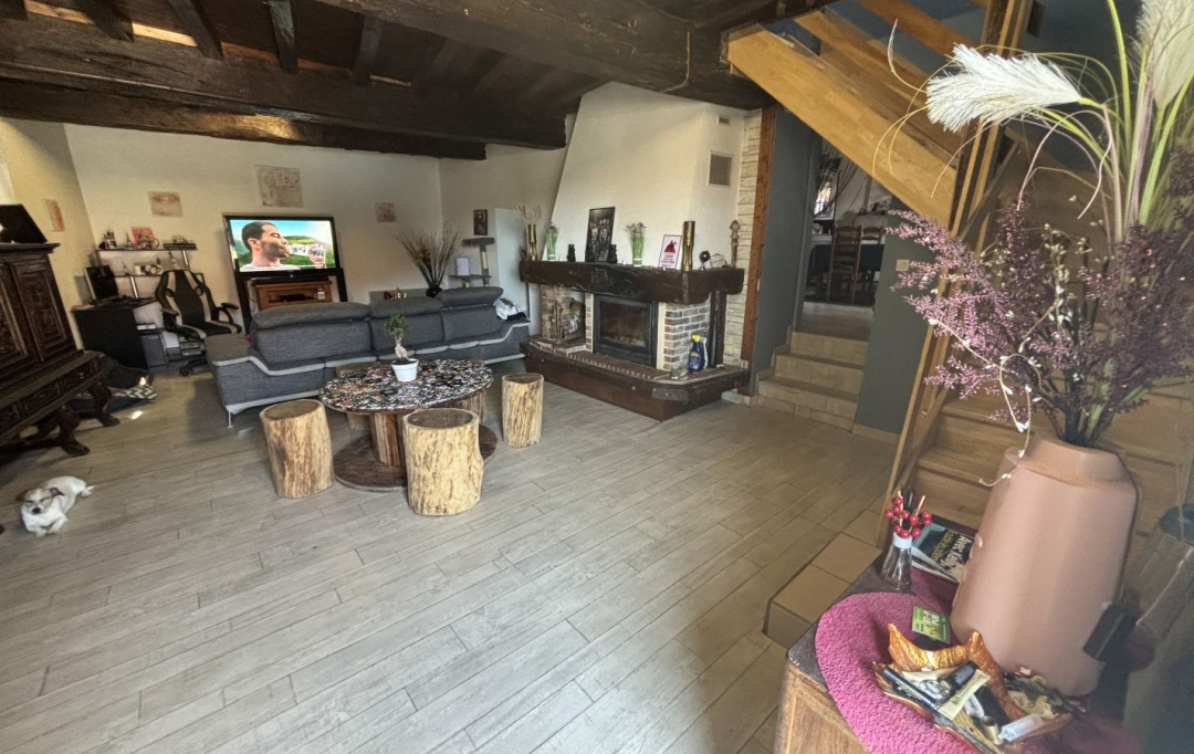 PROST immobilier : Maison / Villa | SAINT-CYR-SUR-MENTHON (01380) | 208 m2 | 240 000 € 